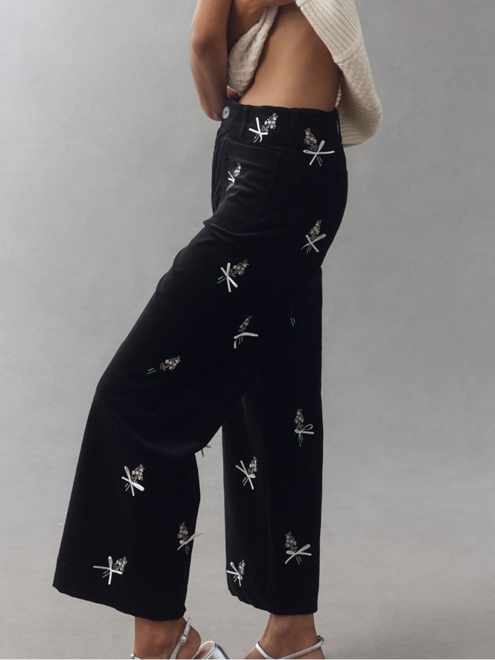 Anthropologie Colette Pants Maeve Cropped Wide
Leg Velvet Embroidered New Black - Picture 2 of 15